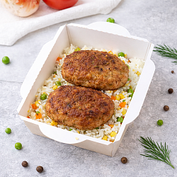 Mfood.kz Котлеты из курицы с рисом и овощами
